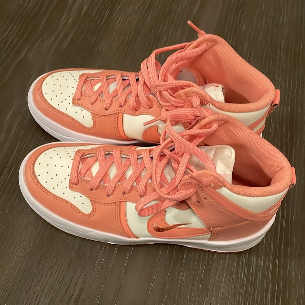 (Women) Nike Dunk High UP 'Sail Light/Crimson Bliss' DH3718-107 NWOT - Picture 12 of 12